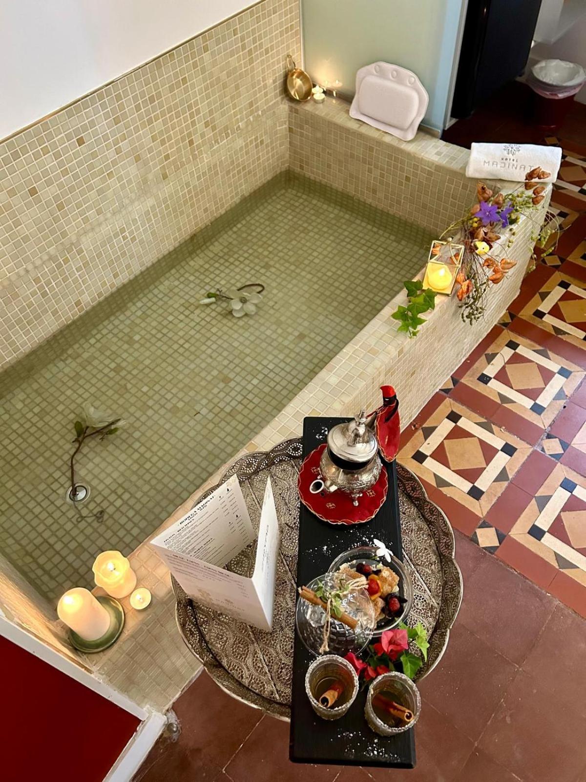 Hotel Madinat Кордова Екстер'єр фото
